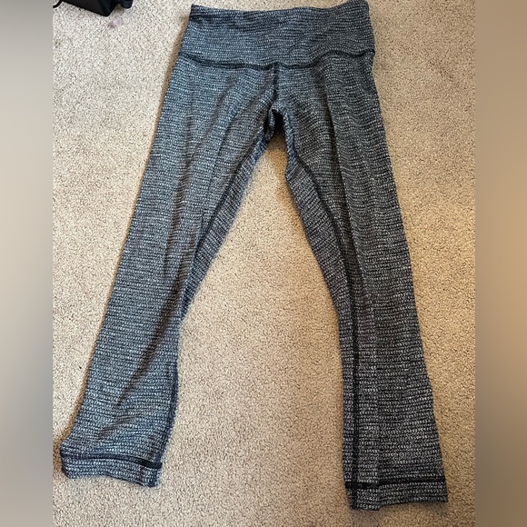 lululemon cropped gray leggings - Picture 1 of 4